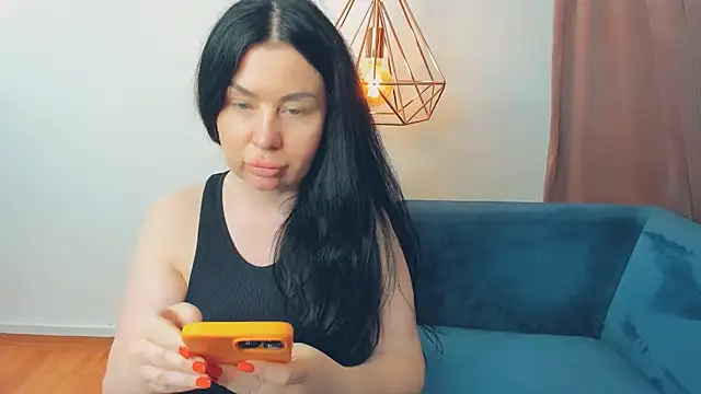 BrilliantGirll webcam