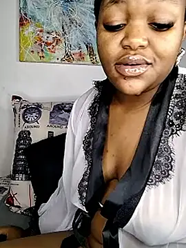 Sexymamibo webcam