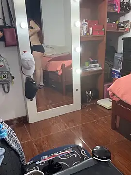 MariamGray1 webcam
