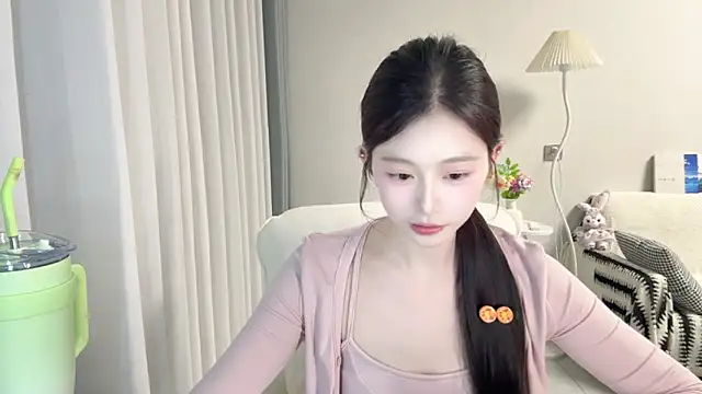 Ooo-ooO live cam on StripChat