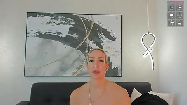 SophiMarin webcam