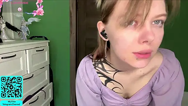 MadalynNosel webcam