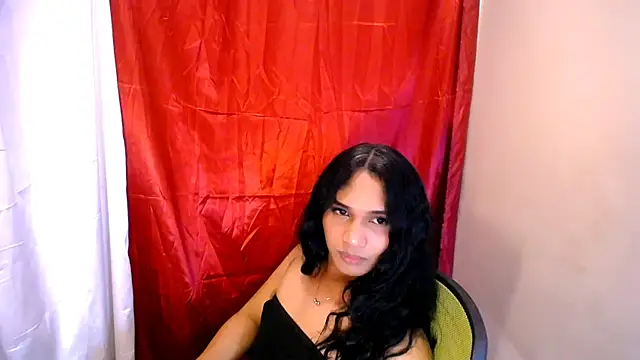 slutty_aki webcam