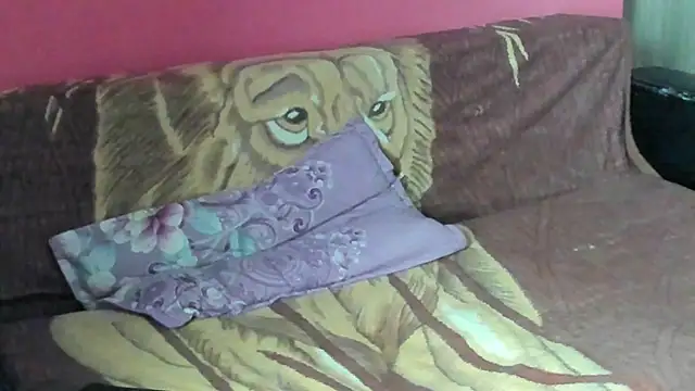 IONY_PLAY_IN_PRIVATE webcam