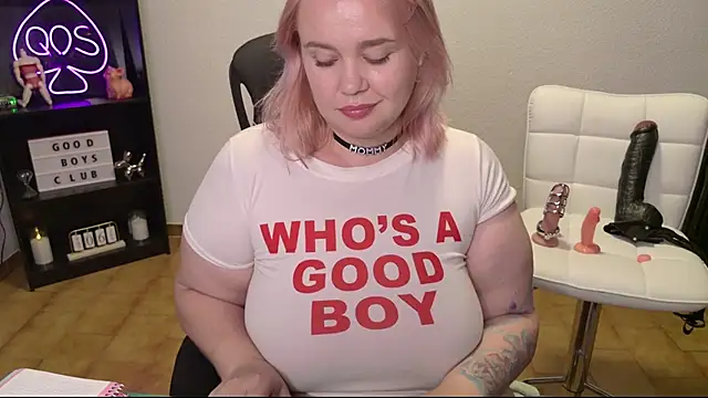 MargotGrey webcam
