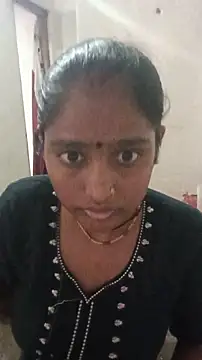 Guriya_0076 live cam on StripChat