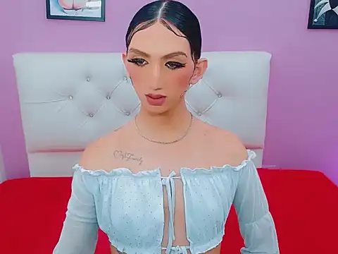 shantal_gil live cam on StripChat