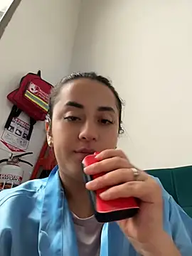 Antonella_Julieta webcam
