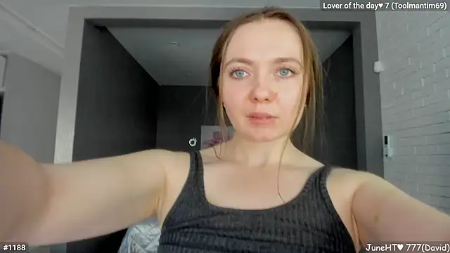 LizaGost webcam