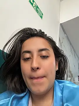 Antonella_Julieta webcam