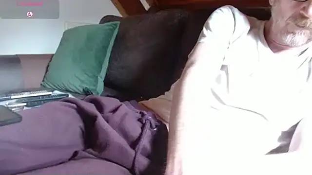 Vrenico-SC live cam on StripChat