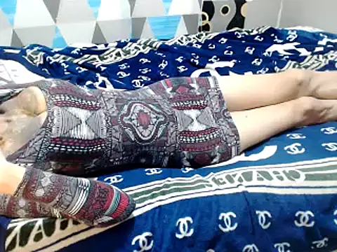 Trish_CurveCock webcam