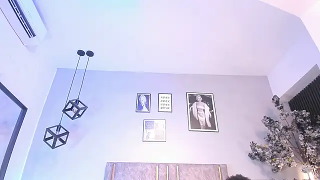 miaakittyy live cam on StripChat