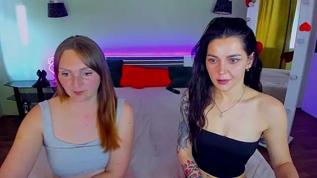 MagicEyess live cam on StripChat