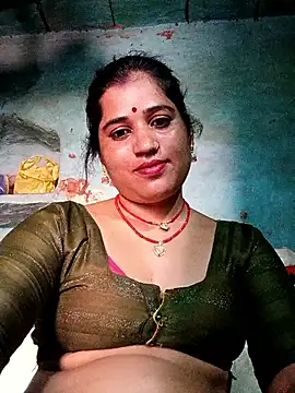 Hot_kamla