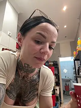 SkinnyLilly