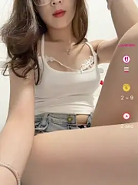 meimei_x live cam on StripChat
