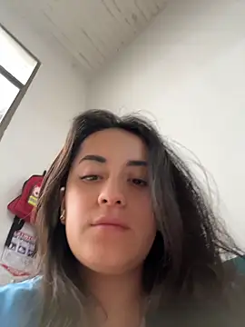 Antonella_Julieta webcam
