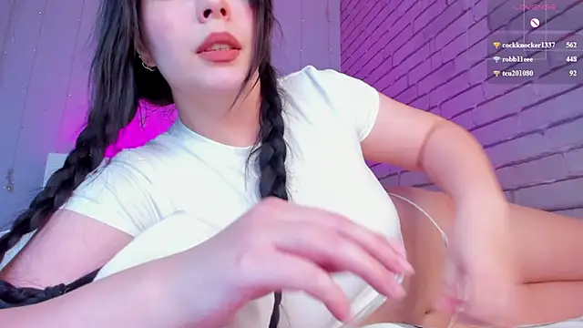 NatalForsy live cam on StripChat