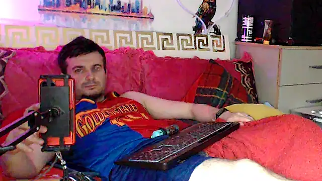 KingOfSinRO69 webcam