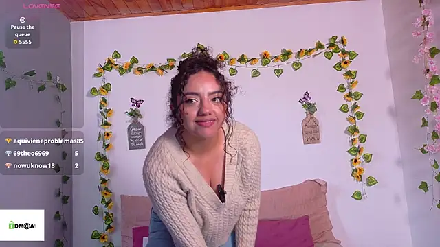 emiily_curly webcam