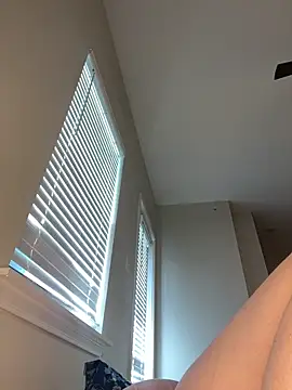 treasurebabii webcam