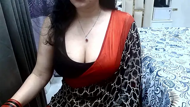 Lovelywife786 Live Webcam on Stripchat