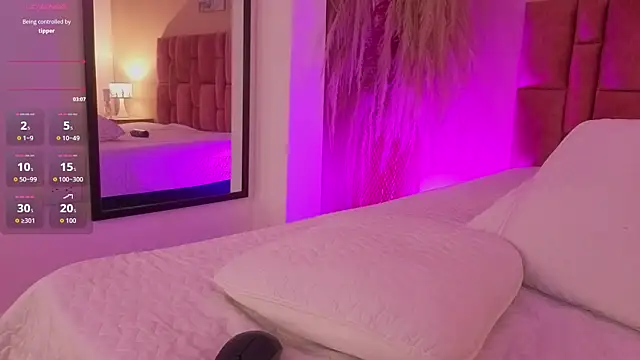 emmy_danielss webcam