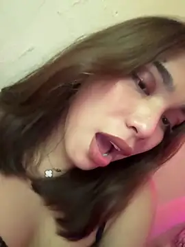 SideChick_Bunny live cam on StripChat