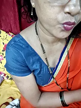 anuradha1432 live cam on StripChat