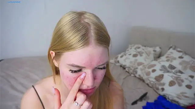 EllenReeves live cam on StripChat