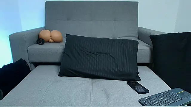BrayaanFit live cam on StripChat