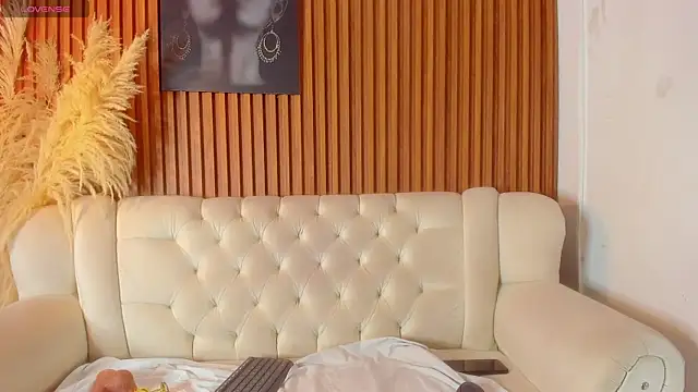 Brenda_Thomp webcam
