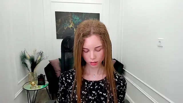 MileyWings webcam