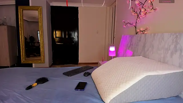 charolbruce_1 webcam