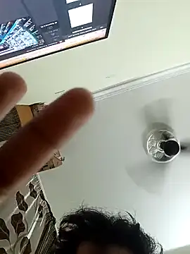 nick05inch webcam