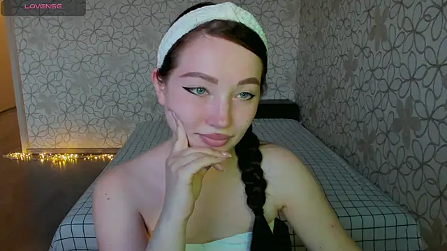Lissa_Cristal webcam