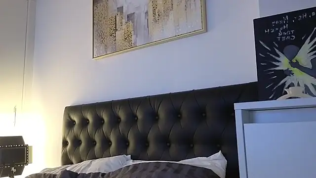 SophieTrner webcam