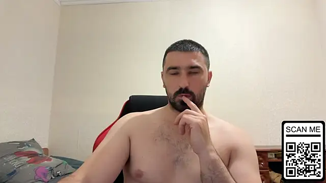Hard_to_Obey live cam on StripChat