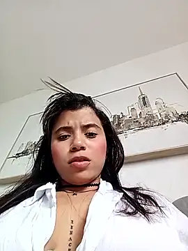 issi_loren webcam