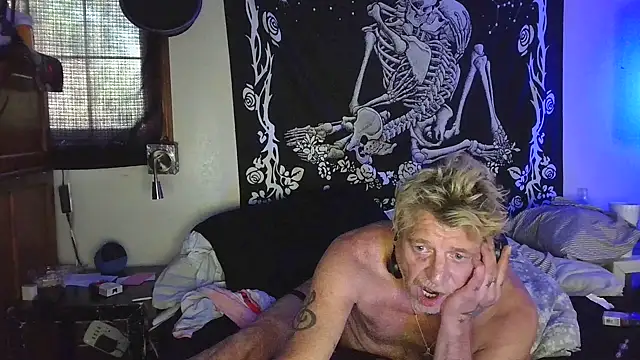 whitehole4bbc252 webcam