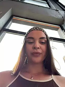 KristiRich webcam