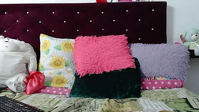 Saraanova1 webcam