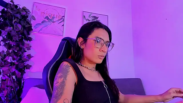 Maddie_Ray webcam