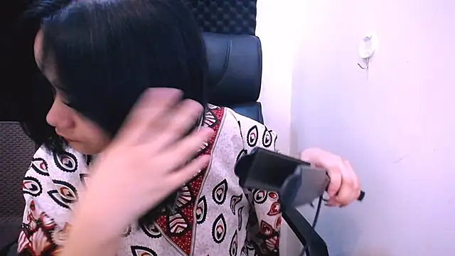 sexyasiancock_yllana webcam