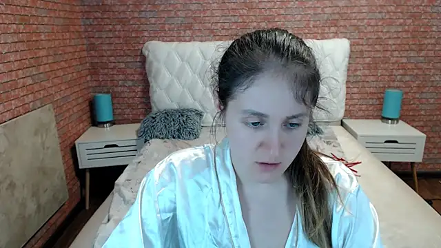 Holliy_Cooper webcam