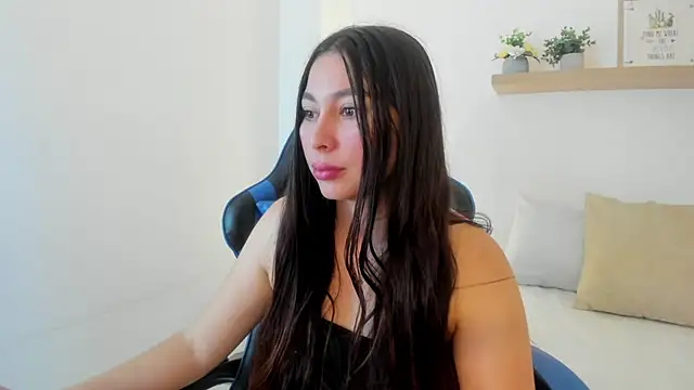bella_99_ webcam