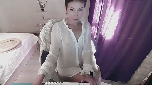 dear_mia_ webcam