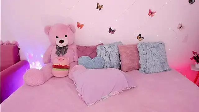 Zara_uwu_ webcam