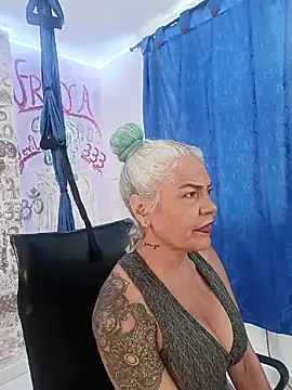 freyadevil333 webcam